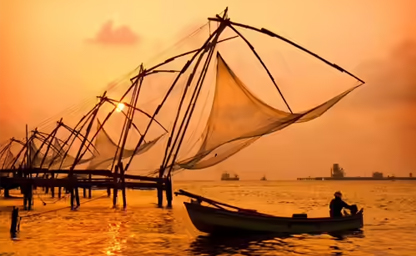 Cochin with Munnar, Thekkady & Alleppey Tour